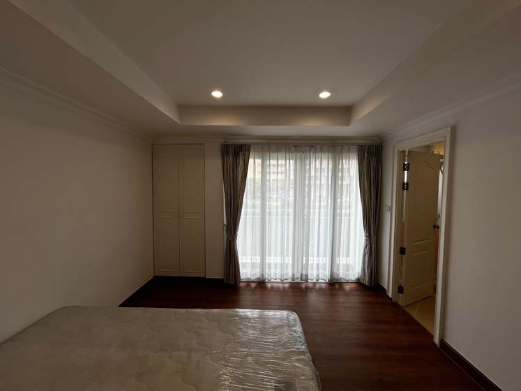 House with Shared Pool in Sukhumvit 